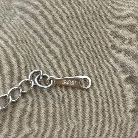 WGP Stamped Swarovski Elements crystal necklace - Picture 3 of 3